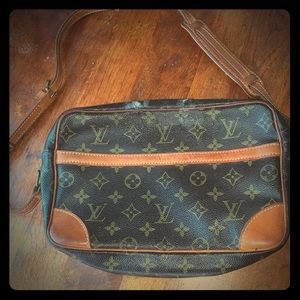 Louis Vuitton vintage leather cross body bag